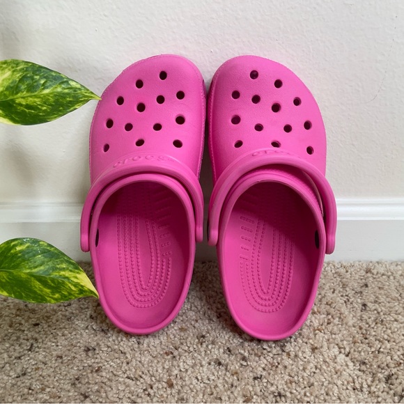 🐊 Crocs - Picture 4 of 6